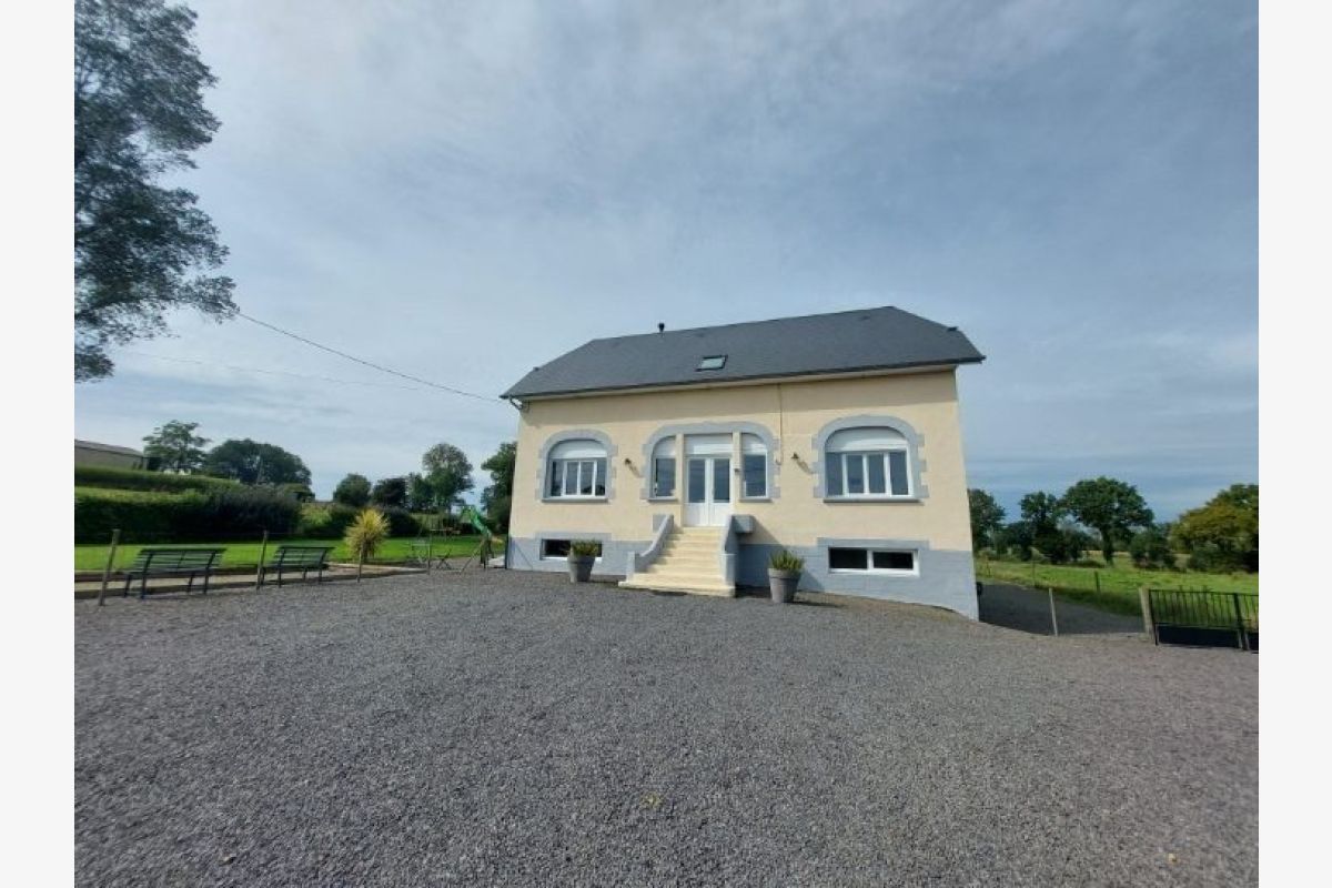 Maison en campagne avec piscine - 166558_1.jpg