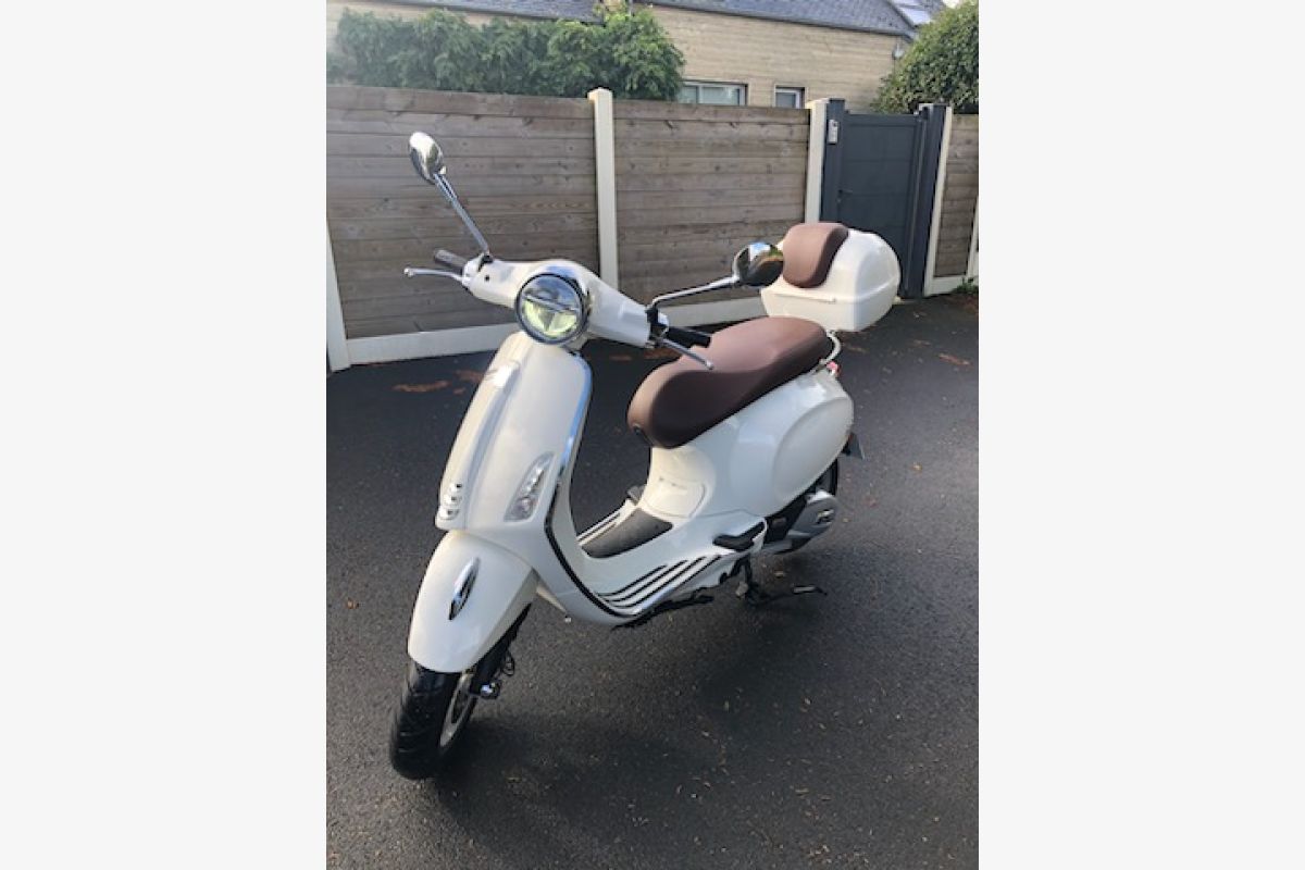 Photo 1 À vendre Scotter vespa