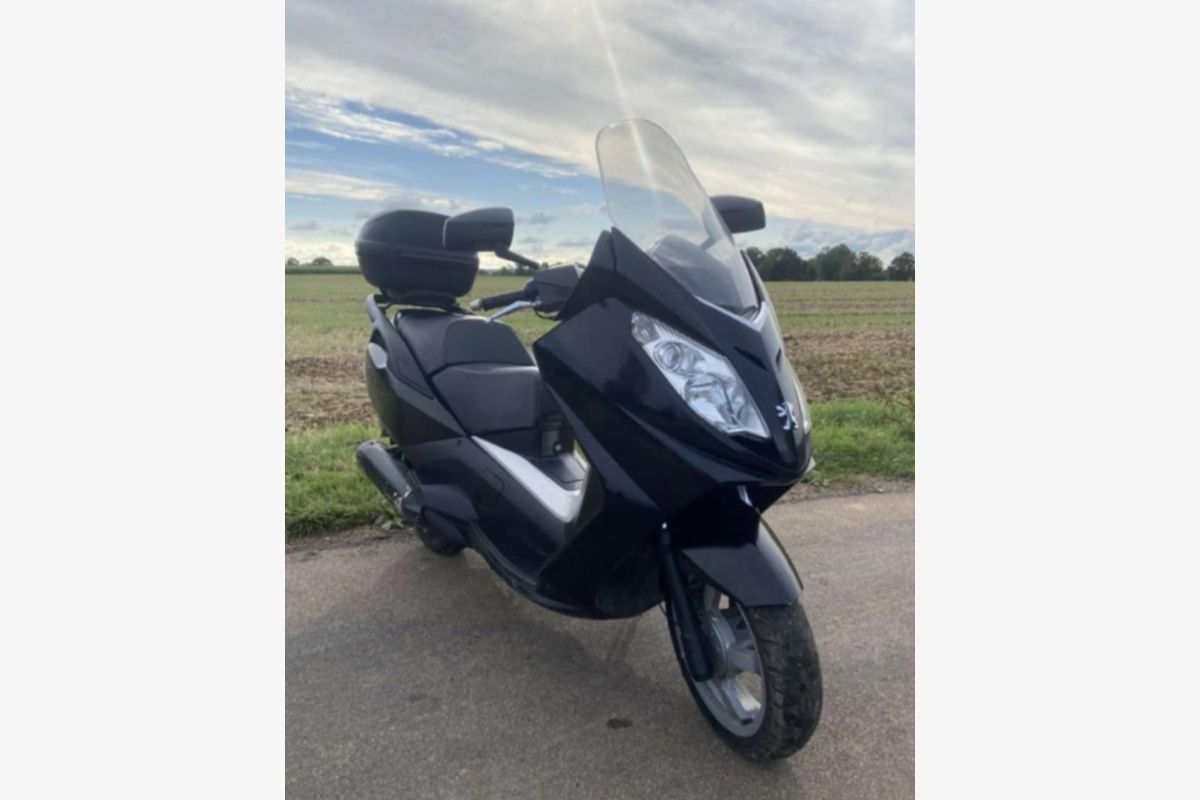 Photo 1 Scooter Peugeot satelis 125 m3