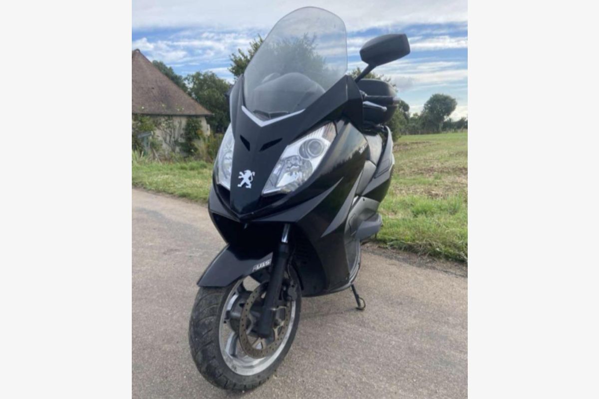 Scooter Peugeot satelis 125 m3 - 167061_abc7d2220292c1c1f7c8034bd160e876.jpg