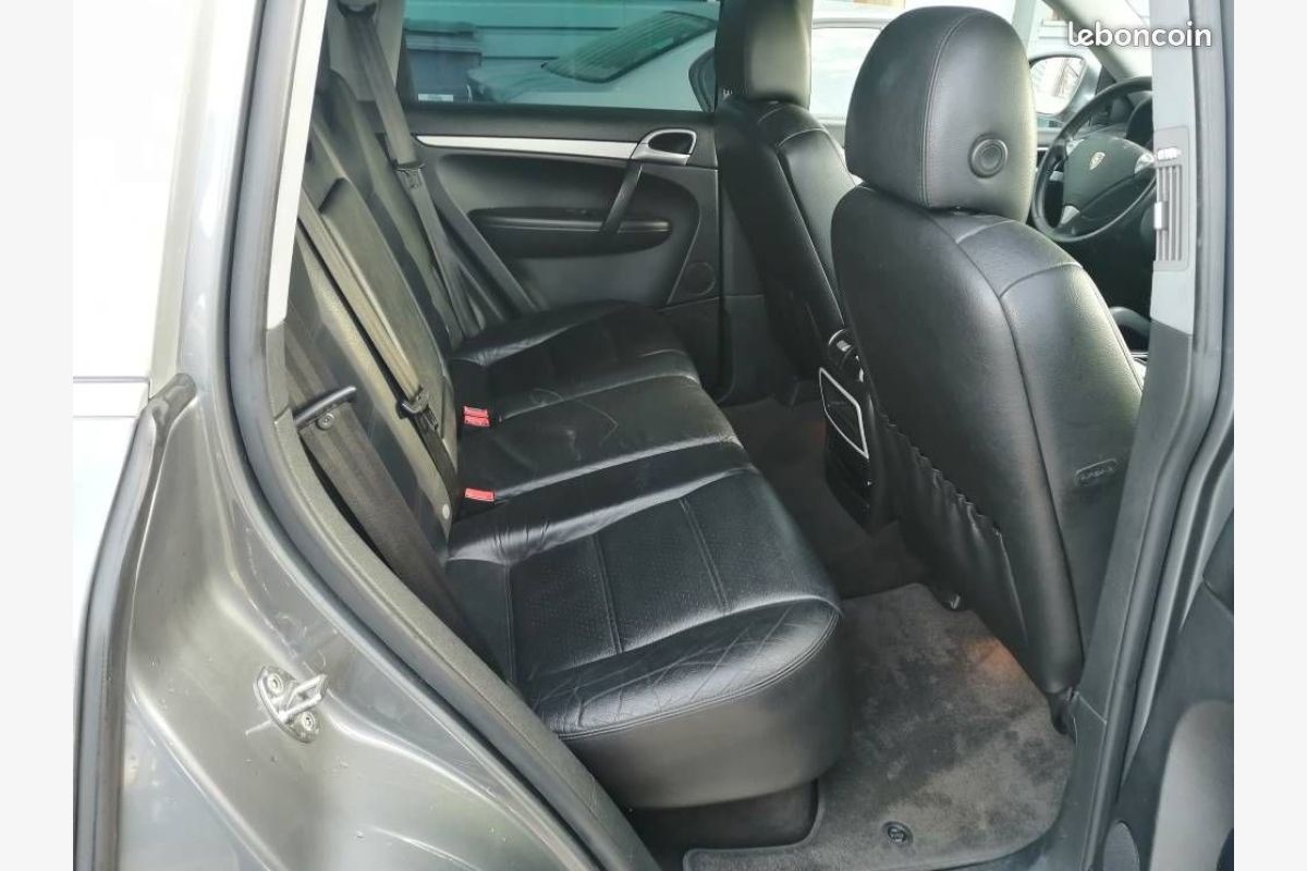 PORSCHE CAYENNE V6i - 167211_c5dac85f64537f03e5264778cb6ff396.jpg