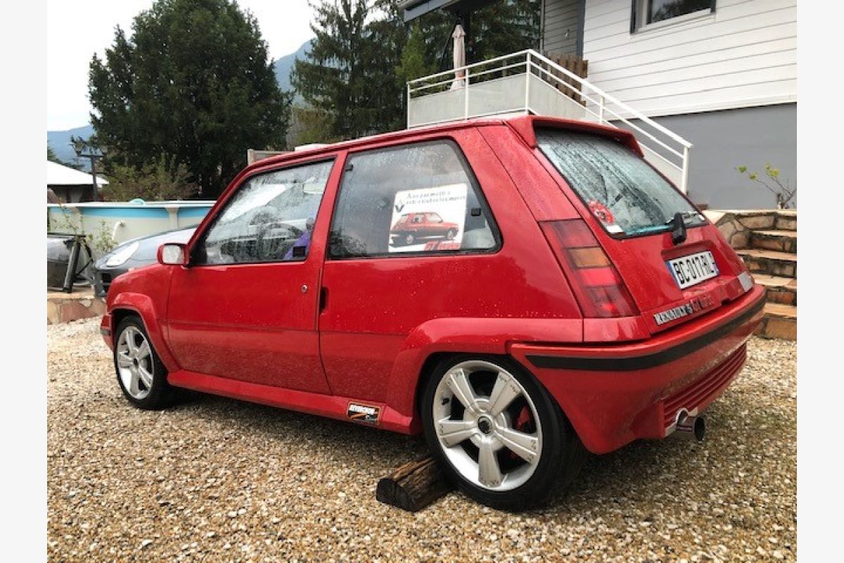 Photo 1 RENAULT 5 GT TURBO