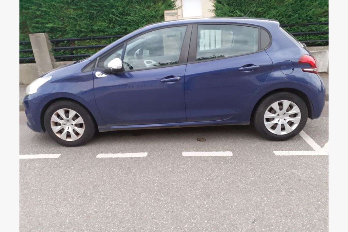 Photo 1 208 Peugeot, année 2017