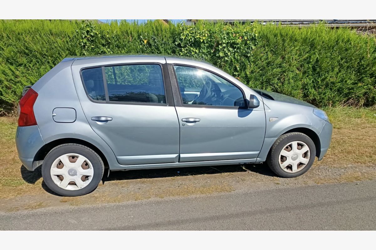 Photo 1 Dacia Sandero