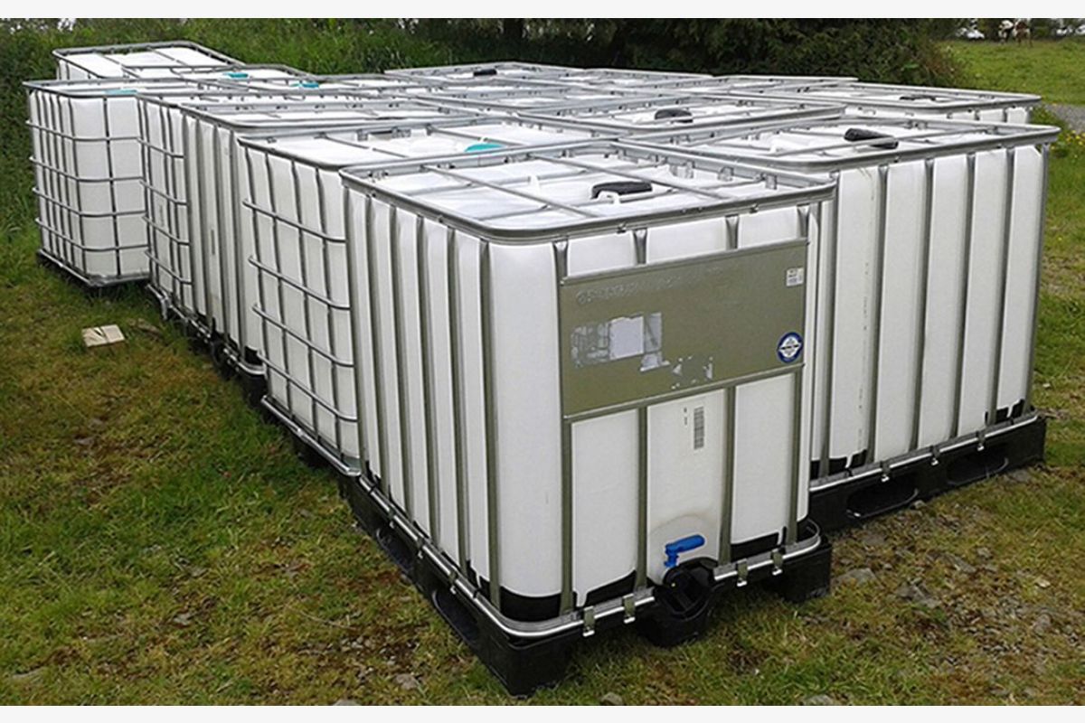 Photo 1 Cuves, 1.000 litres