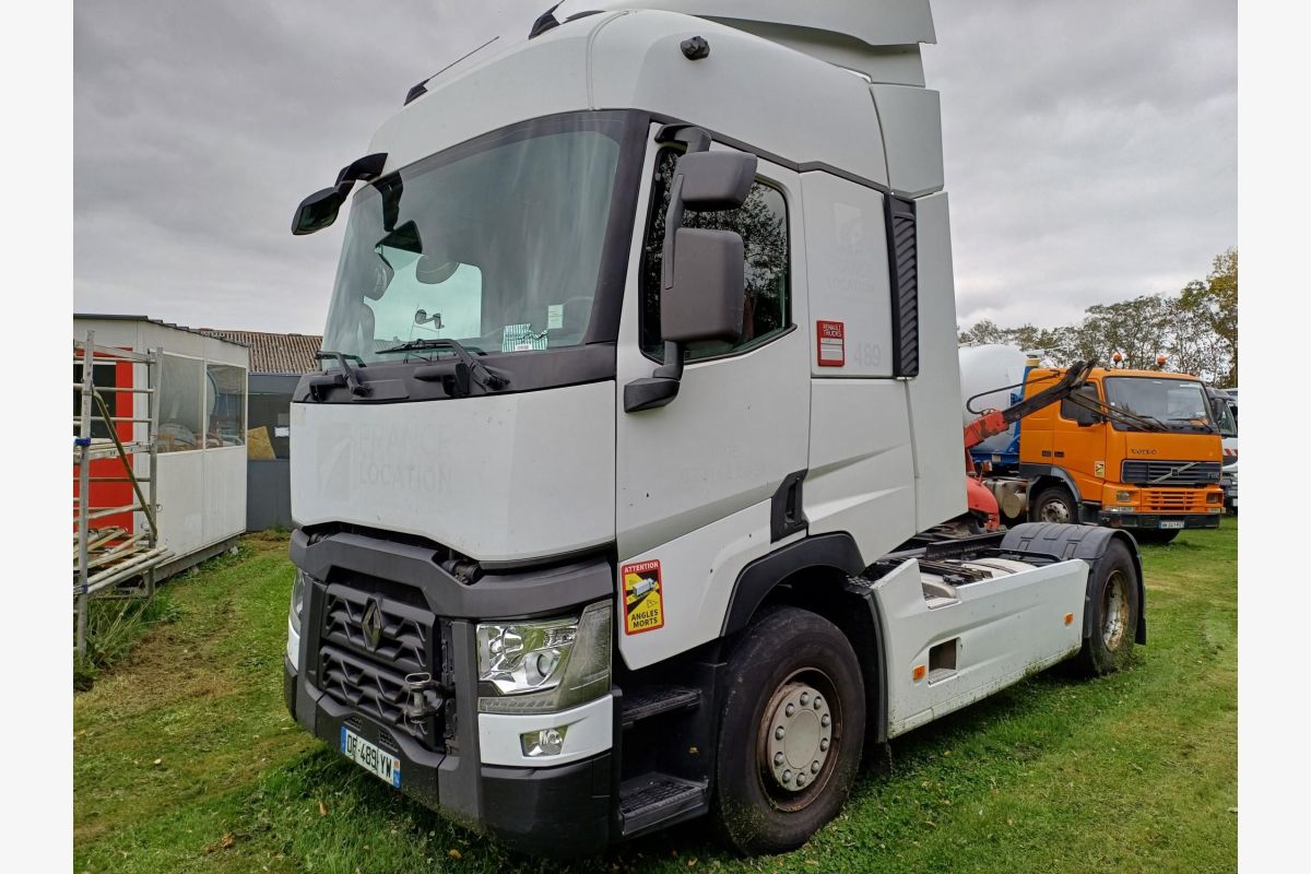 Photo 1 Renault T460