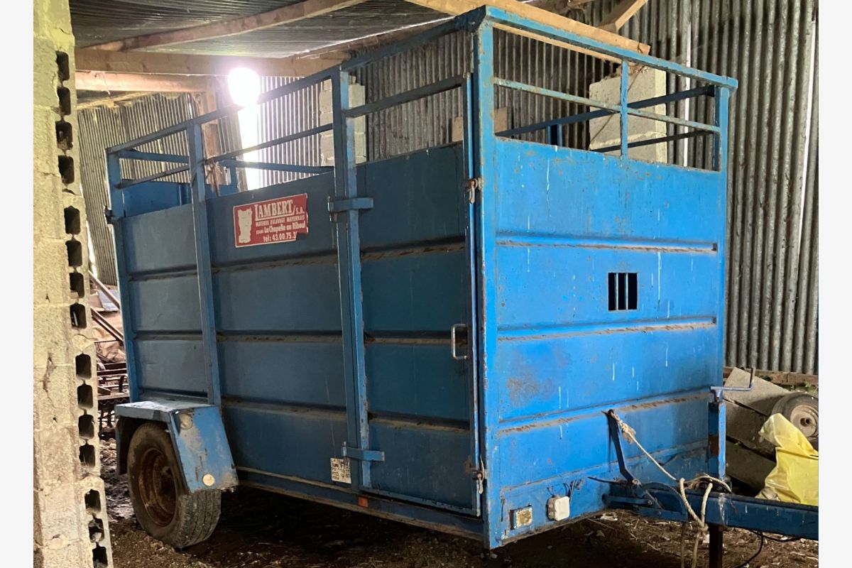 Remorque Lambert - 168579_6cafb7917e5e59d259f5ea75546963e1.jpg