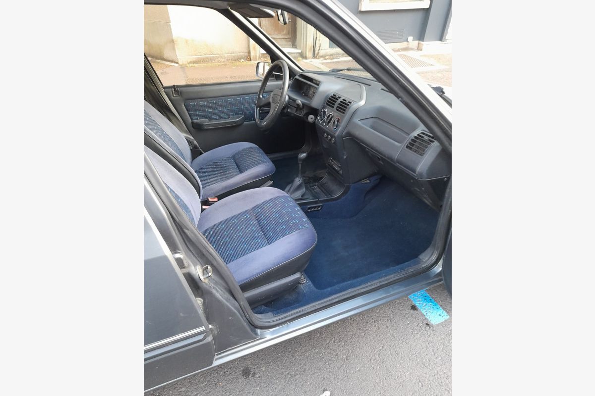 205 ess. - 168724_9303ad1d7d1980119ed5be9108b9e0c5.jpg