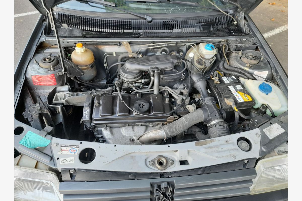 205 ess. - 168724_c1699d808a277690e11b34b2f56349eb.jpg