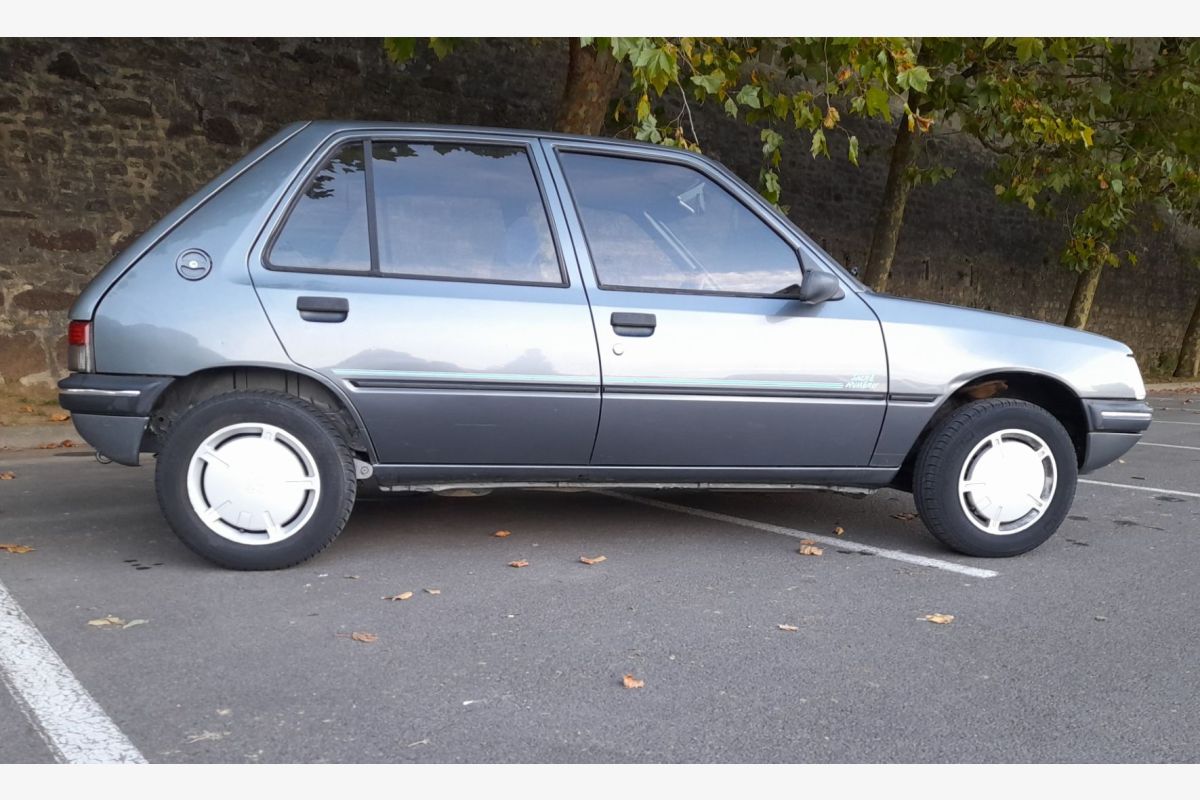 205 ess. - 168724_cf9aea8181c96672c062c3dfdff43545.jpg