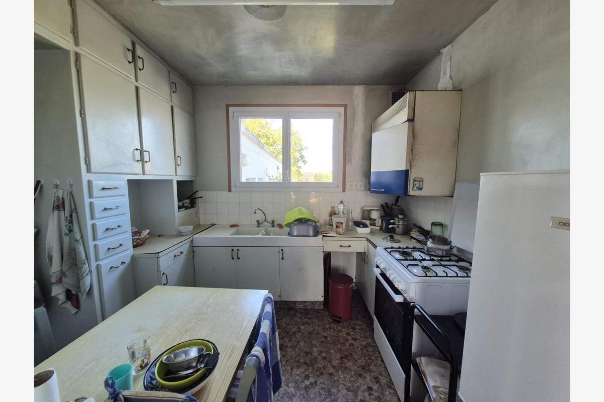 Maison à rénover - 169028_4.jpg