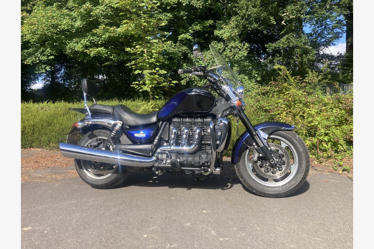 Photo 1 Triumph Rocket 3