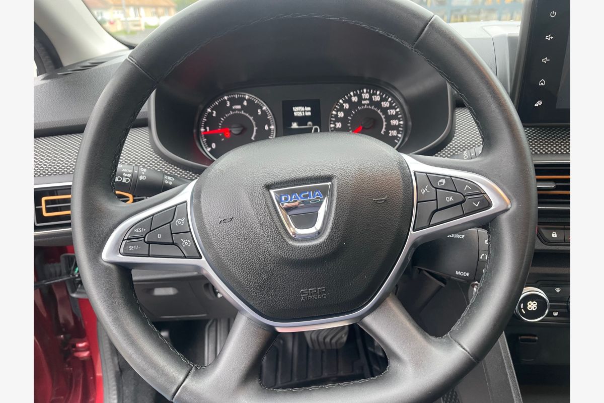 Dacia Sandero Stepway automatique  - 169388_a8d35fd9f0aac00d30853bad42e66f19.jpg