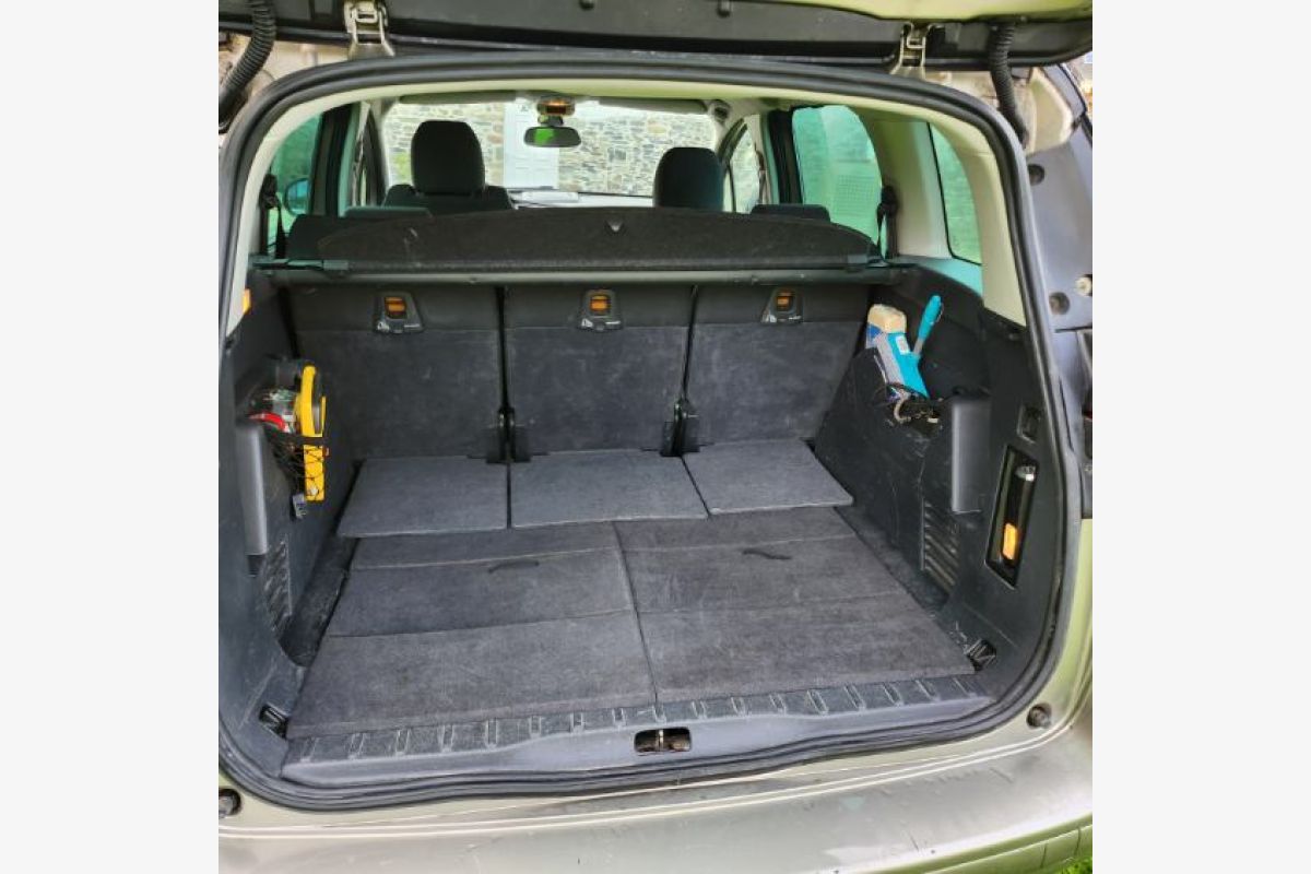 Peugeot 5008 HDI b.a - 169754_63bebf0c22d34560a116a78e5a479db9.jpg