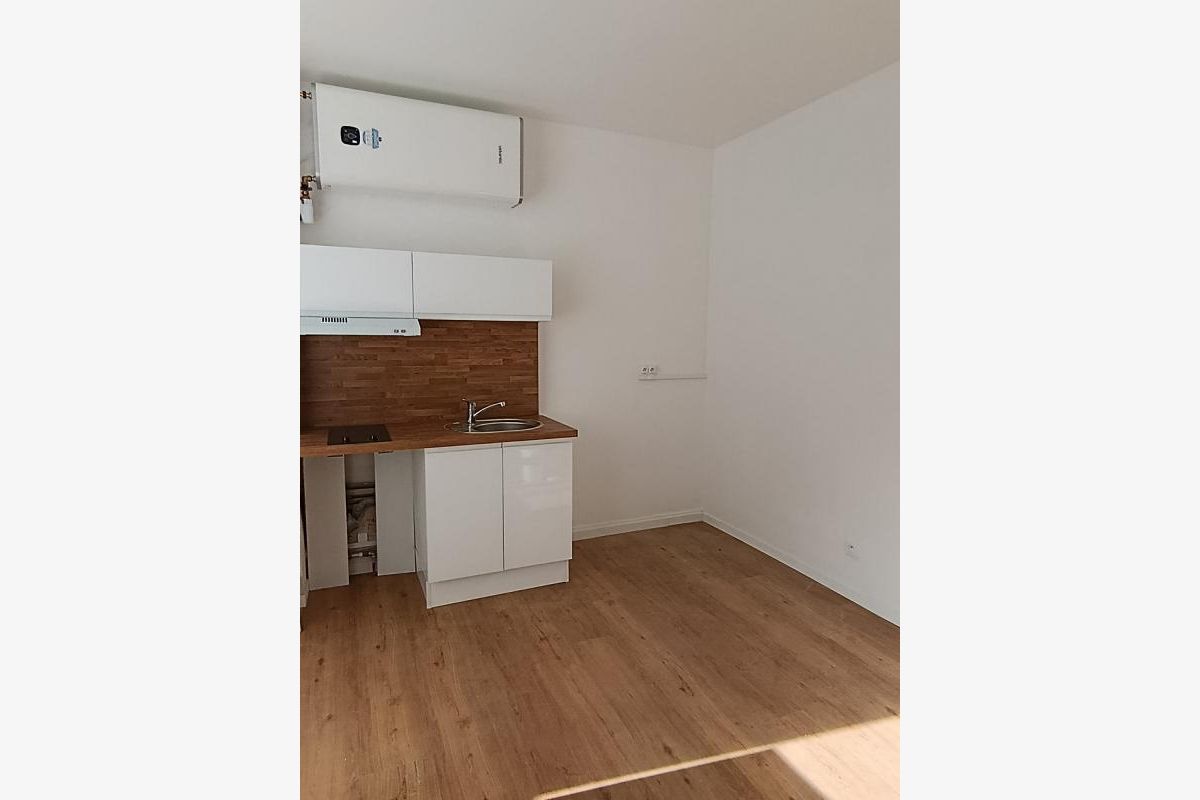 Appartement à louer Coutances - 169807_2.jpg