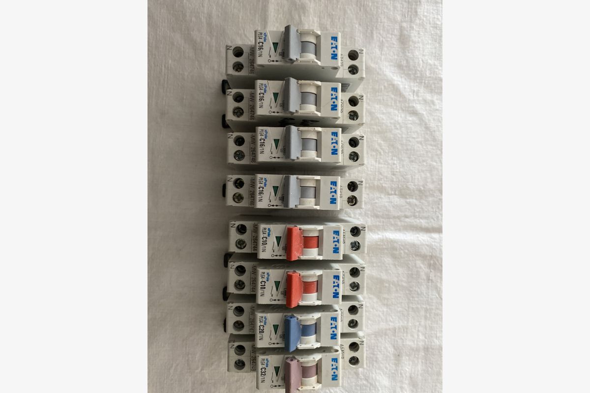 Photo 1 Fin de chantier Interrupteurs divisionnaires ETN