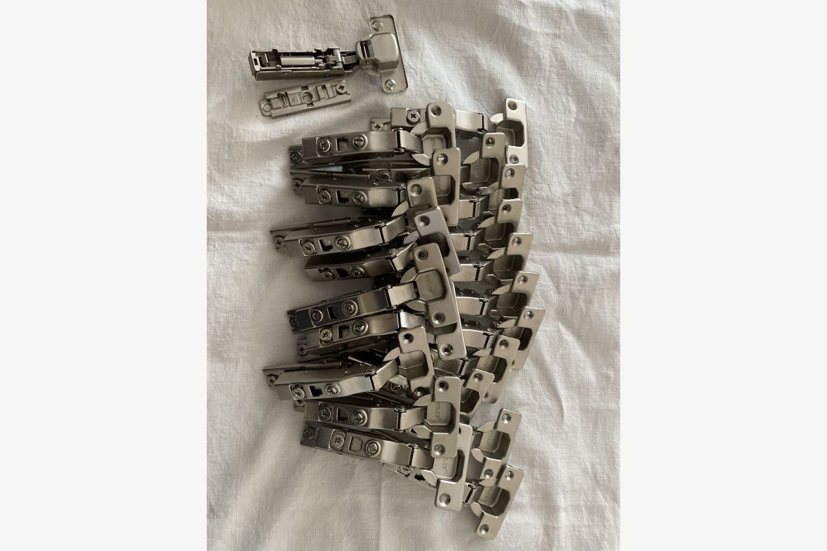 Photo 1 Fin de chantier lot 21 charnières complètes