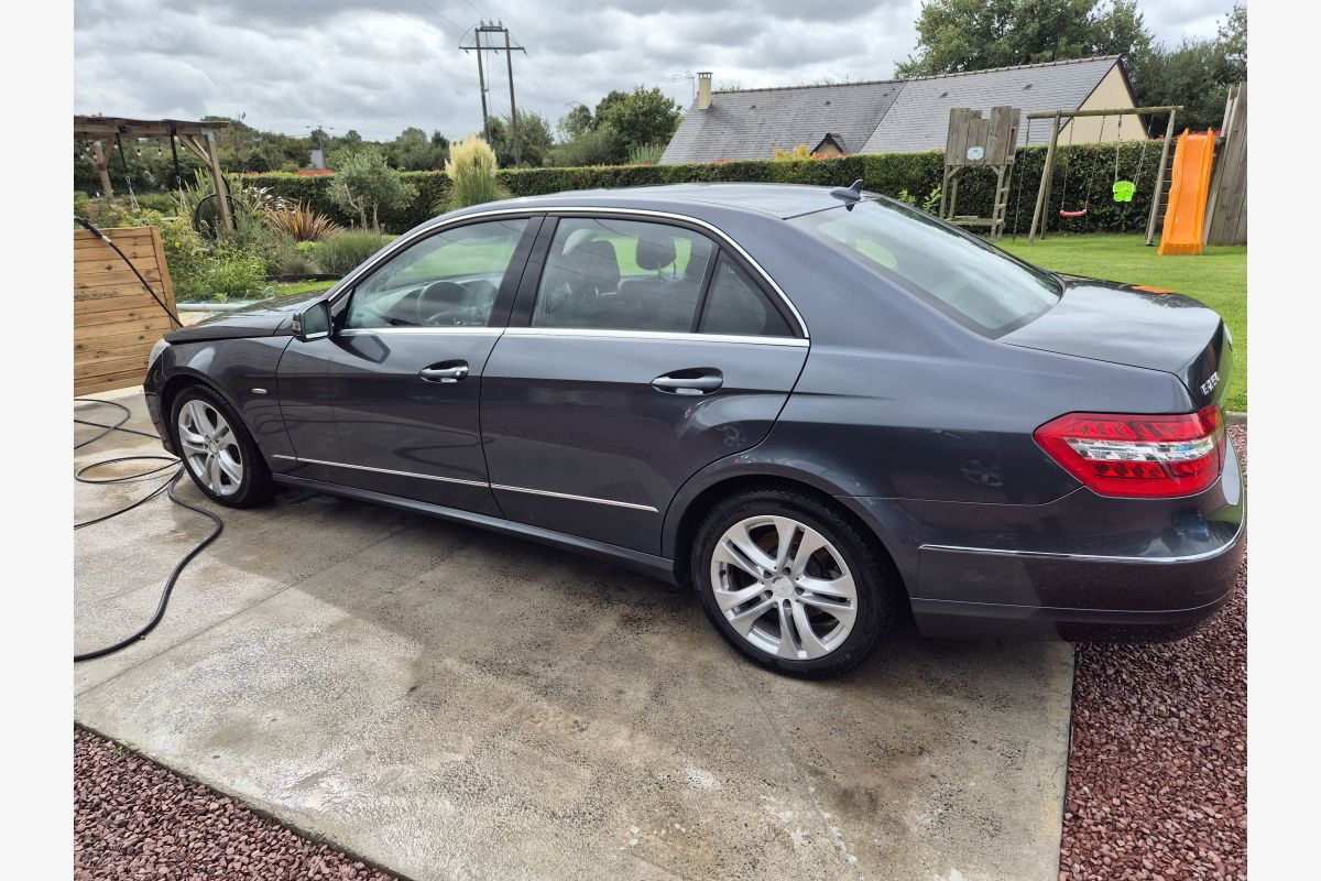 Mercedes E250 204 cv Avantgarde  - 169936_f9278eab328bc65e3d84cffe7d04eba5.jpg
