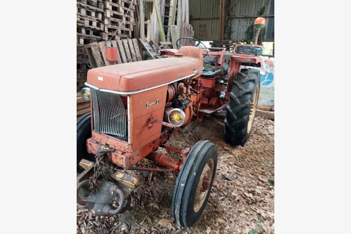 Photo 1 Tracteur Renault Super 3