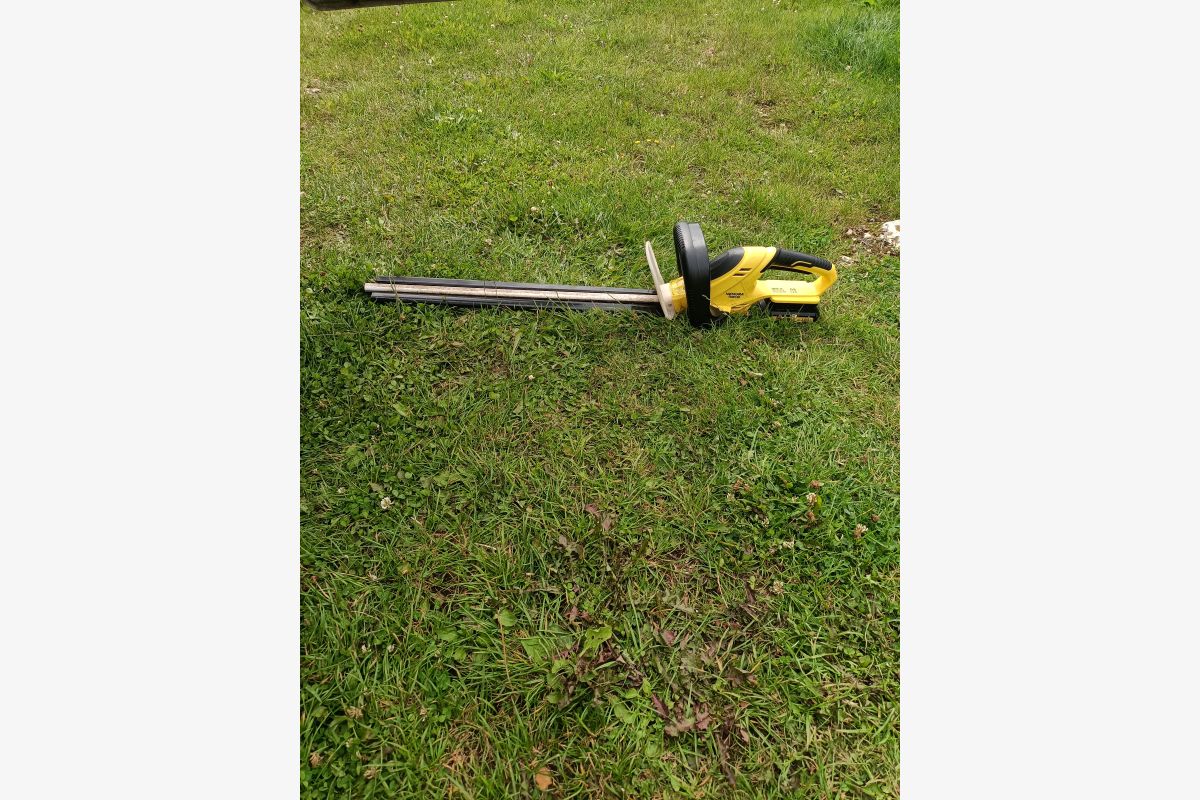 Tronçonneuse tarmique  - 170149_7394a0954275b7fc18ae3e2fb2cae7ab.jpg