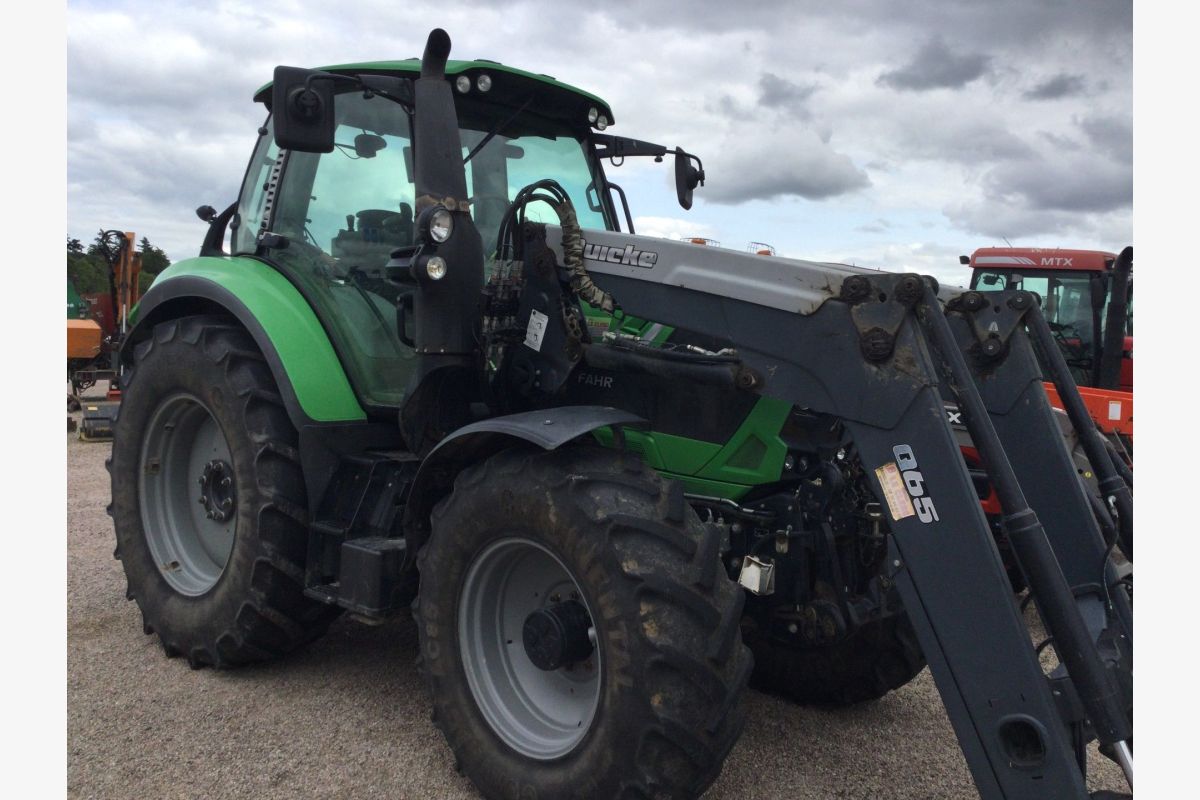 Photo 1 Tracteur Deutz 6160-4 TTV