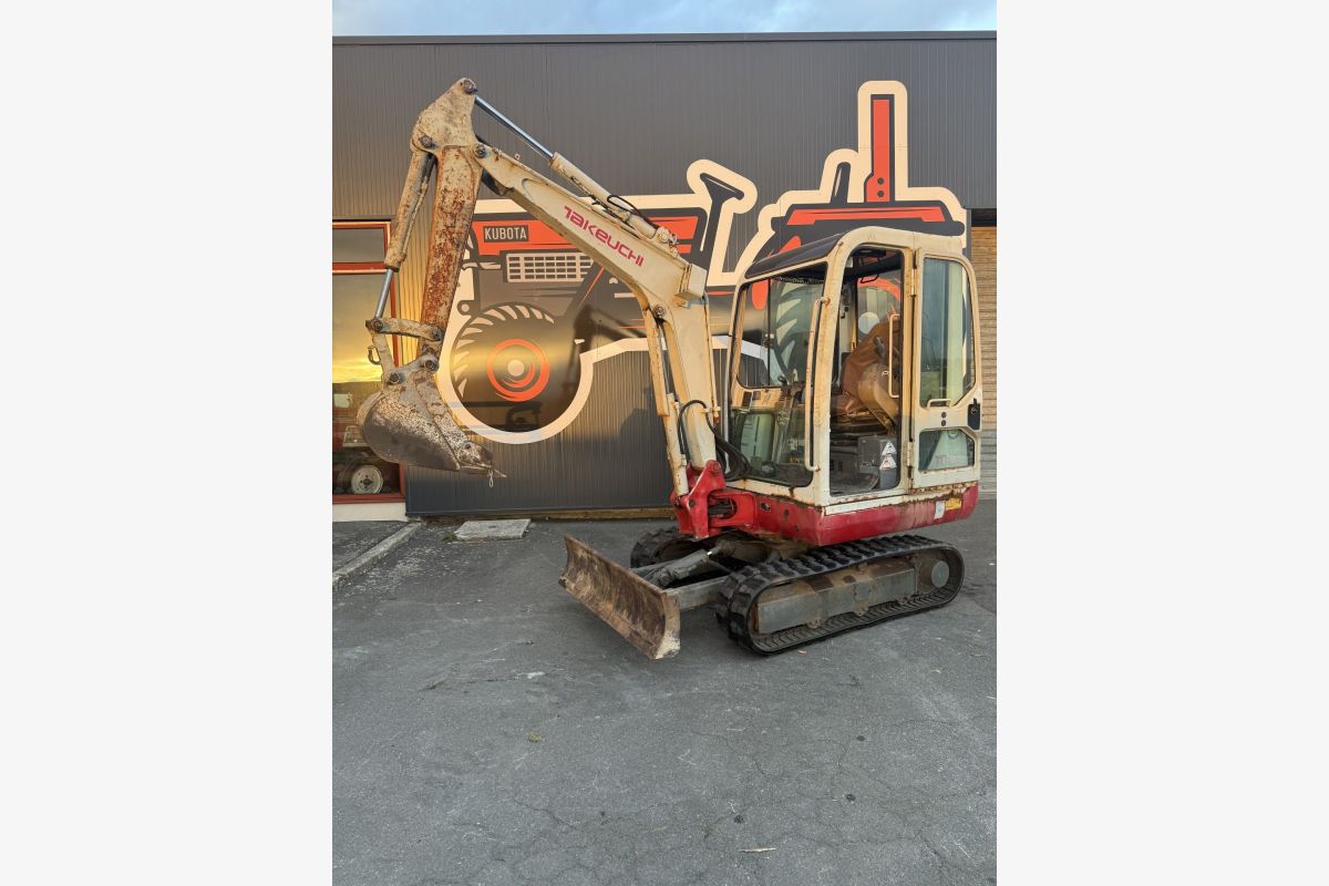 Photo 1 Mini-pelle Takeuchi tb 125
