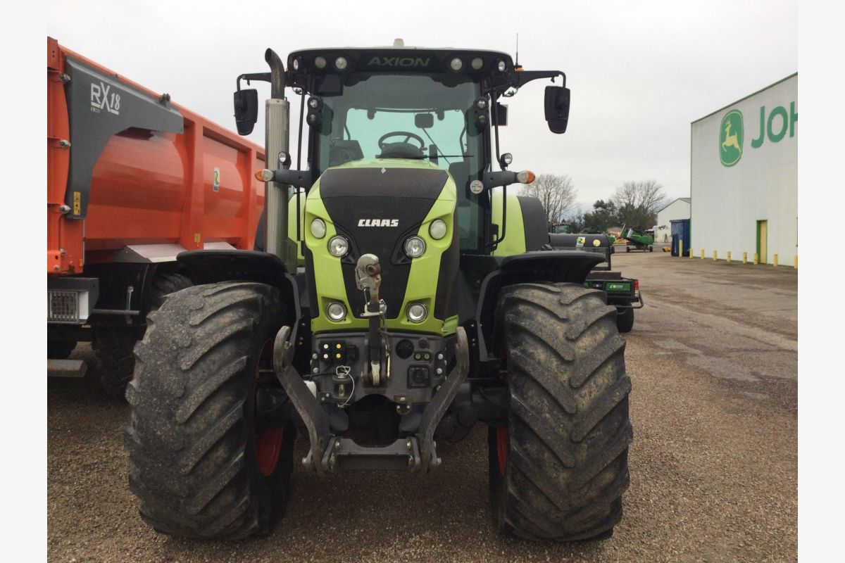 Photo 1 Tracteur Claas Axion 830