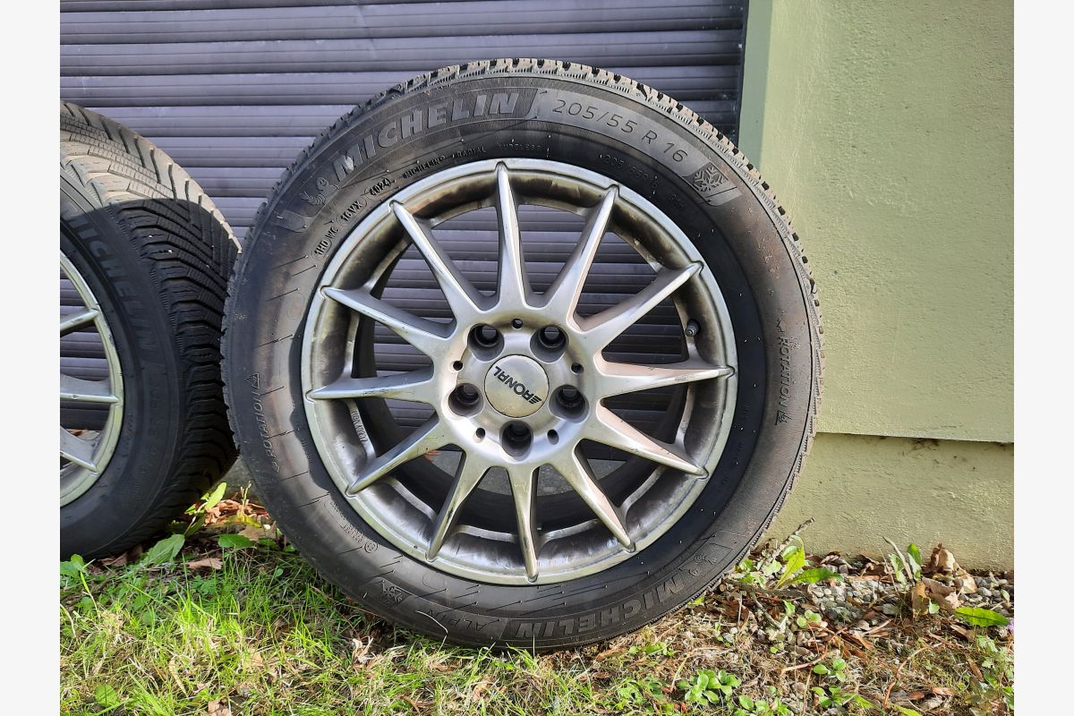 Vends pneus neige - 170568_9709d49ef102c81493f0e8902dceaf68.jpg