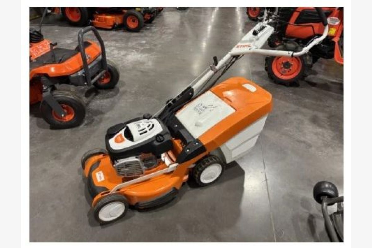 Photo 1 Tondeuse Stihl RM 655 VS