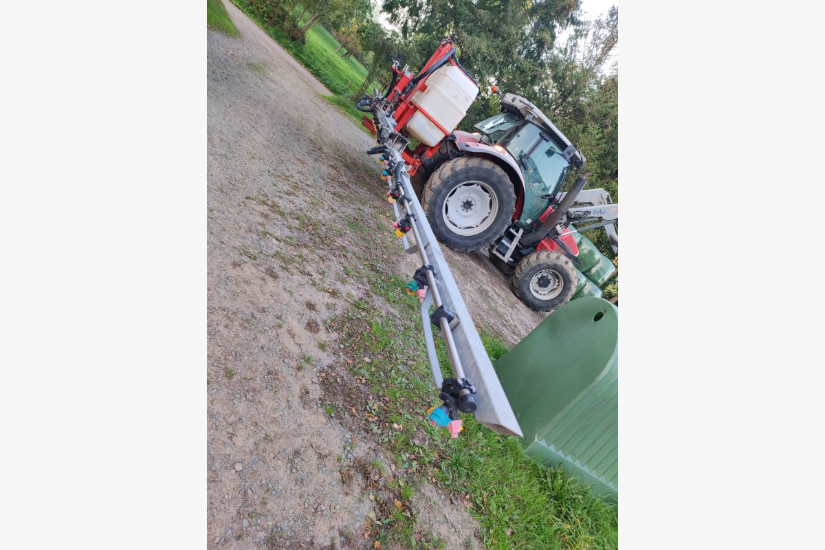 Pulvérisateur KUHN OMNIS 1000 L - 170635_7f813a2c194ad0a4623861c0aa2770fd.jpg
