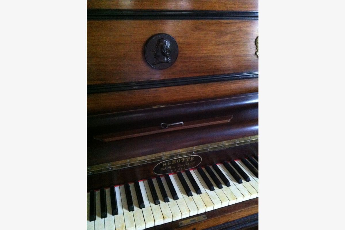 Instruments musique - 170841_cf5b5653f39460126142d595e740e996.jpg