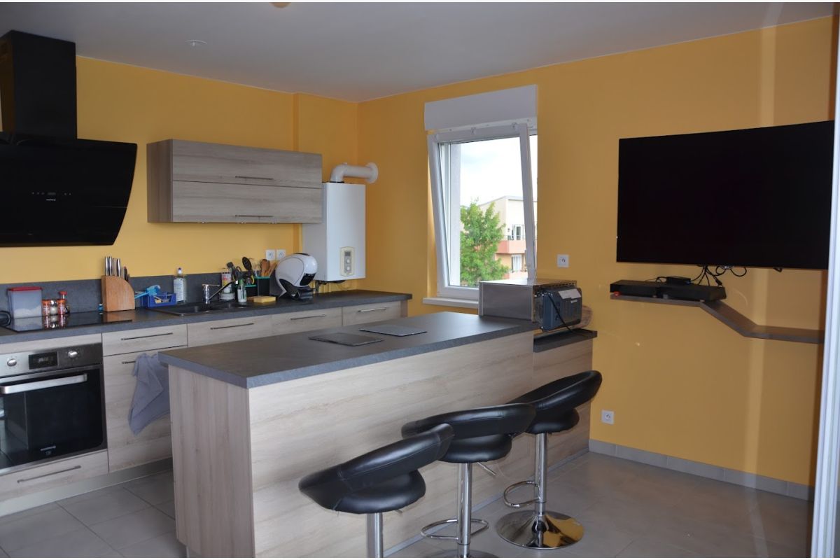 Photo 1 Belfort (90) - Appartement BBC 2 pièces - Secteur parc à Ballon - 46,49m² - Balcon - Place parking privative - Dressing dans chambre - Cuisine Schmidt