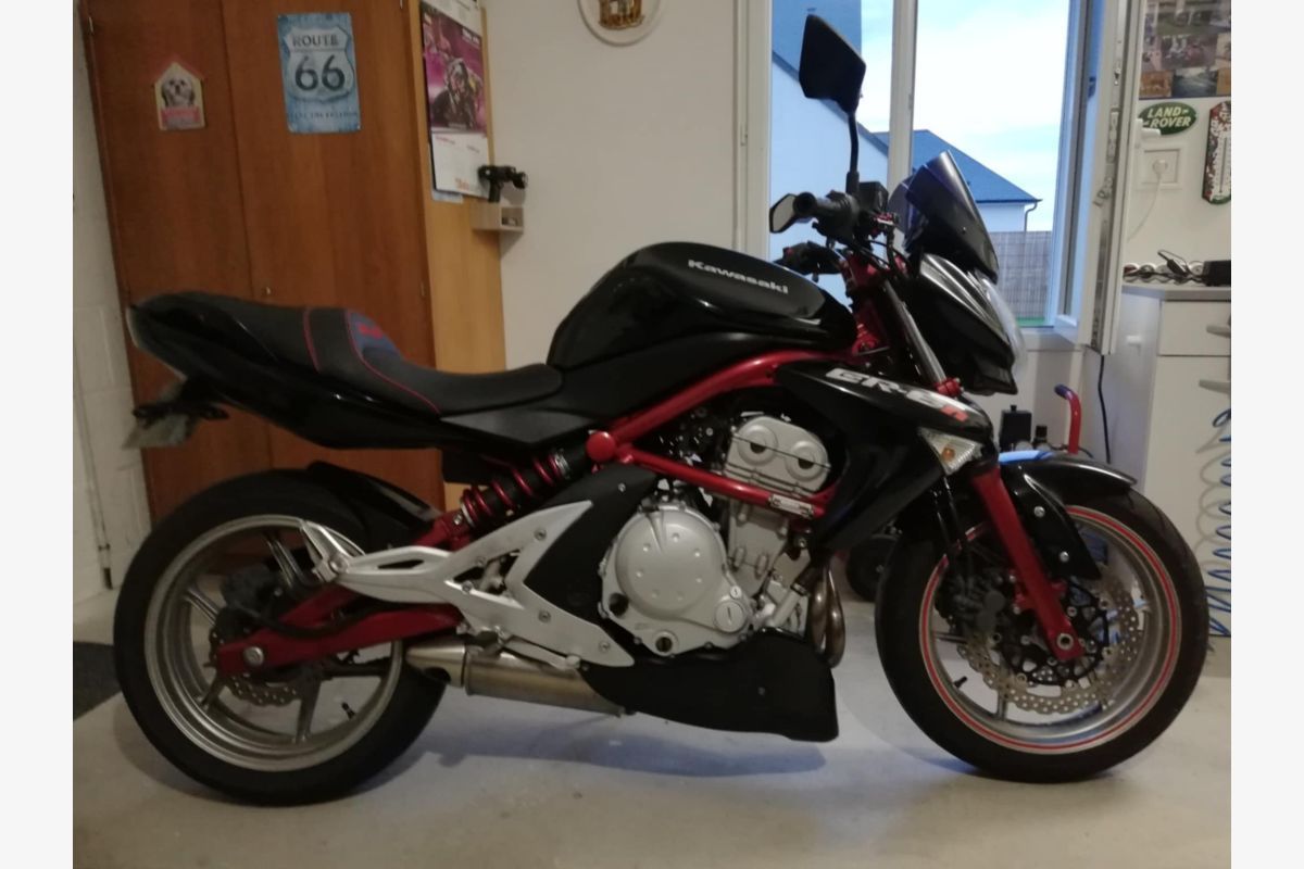 Photo 1 Kawasaki ER-6N