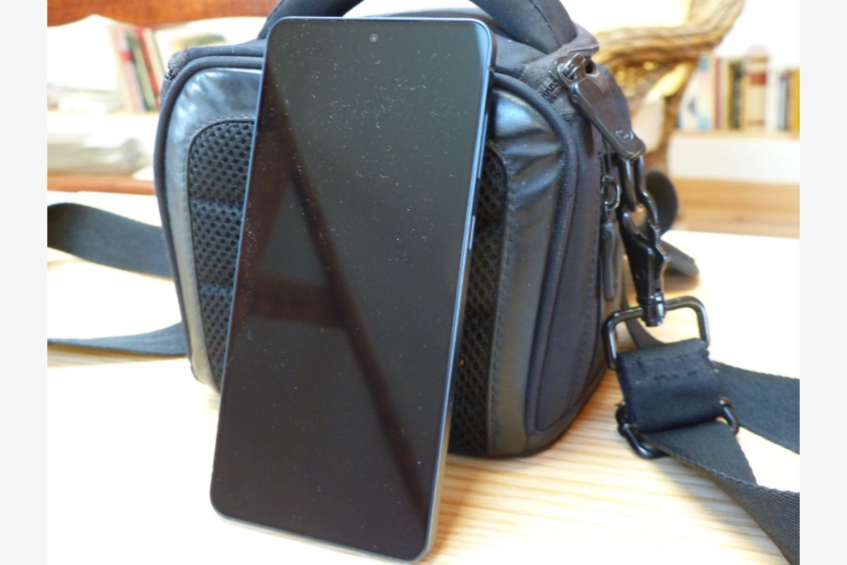 Photo 1 Samsung Galaxy S25 Edge 512G°, 5G avec Galaxy AI, Noir Absolu Titane