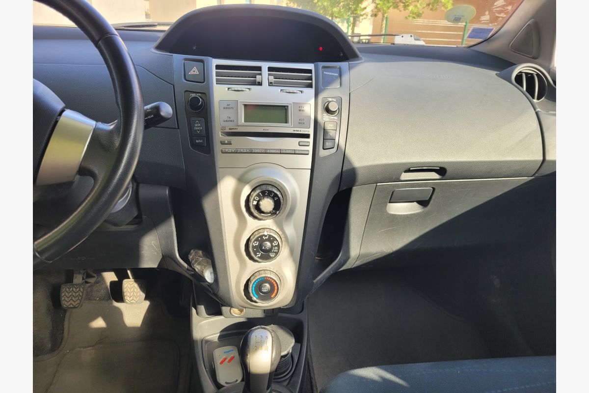 Vends Toyota Yaris 2008 - 4 300€ - 171244_9cb470965cf547d46d35cdec3c43d679.jpg