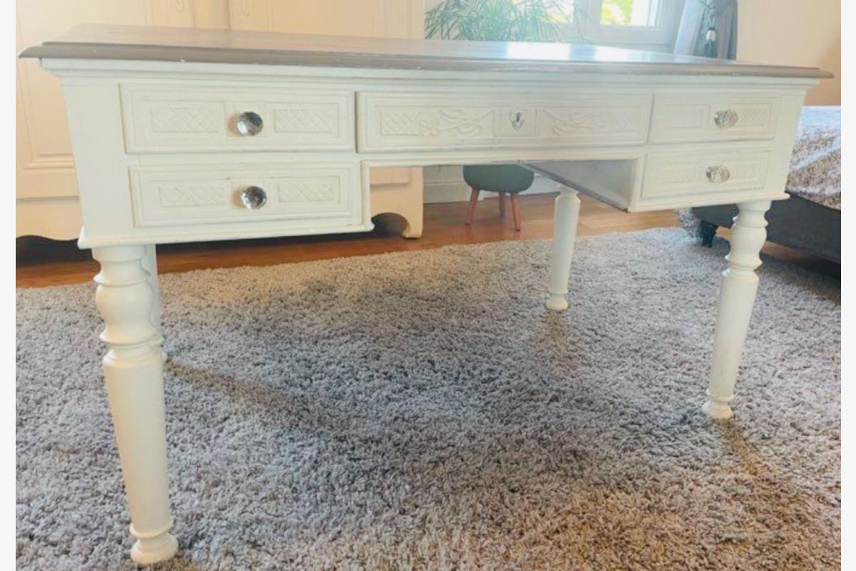 Photo 1 Bureau chêne massif 