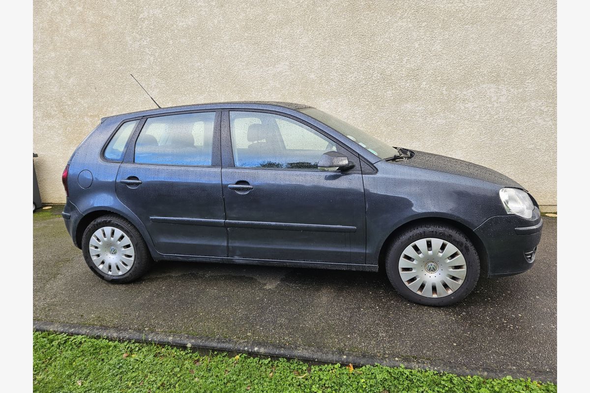 Polo 4 Phase 2 - 1,2 cv - 64 cv - 171404_de154c76d249c06832191bdde96b1aa8.jpg