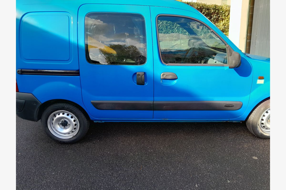 Vends Kangoo Express Dci 60 - 171557_bafb2d45054ee6f49096d0ade2312b0c.jpg
