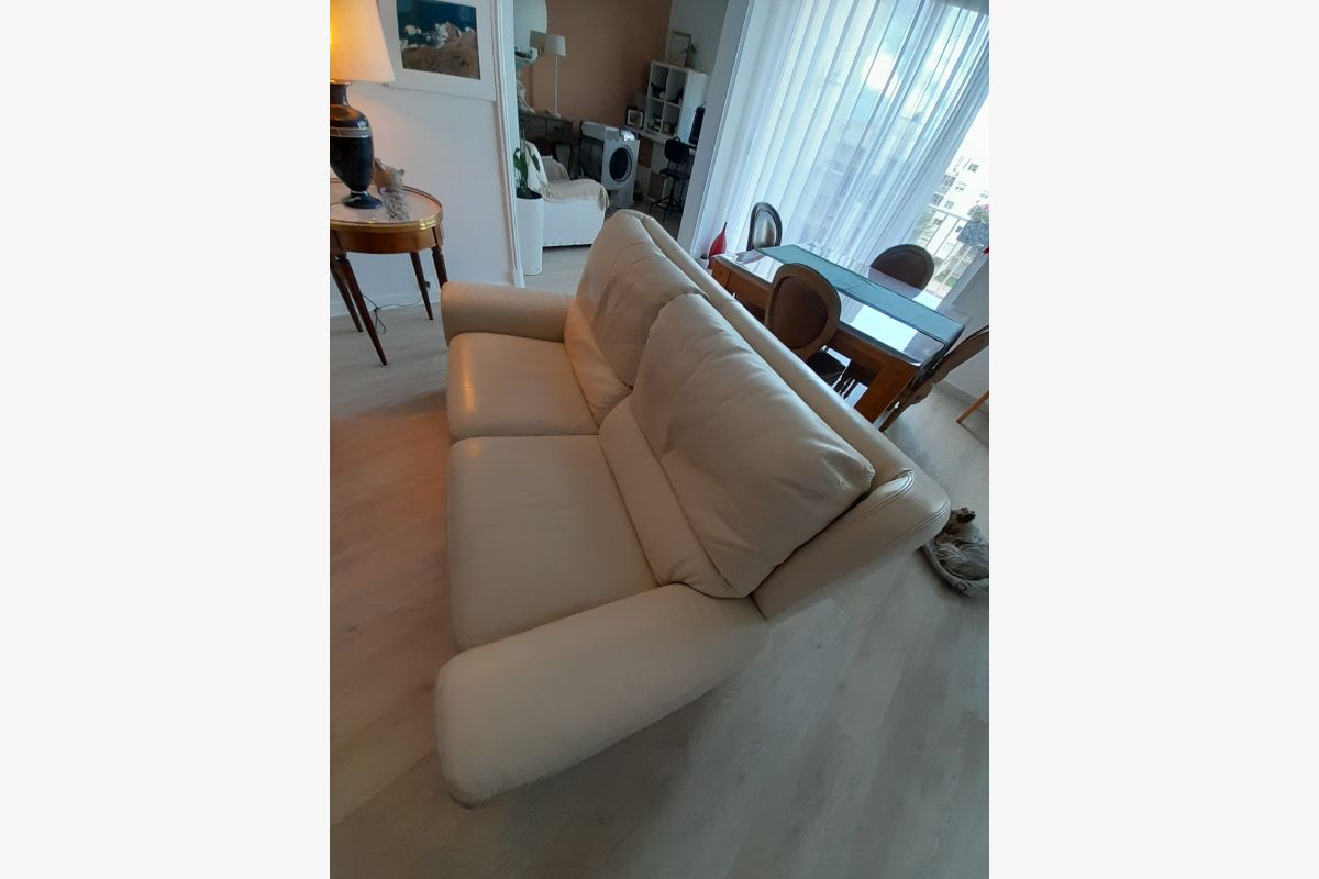 Photo 1 Canapé cuir 2/3 places