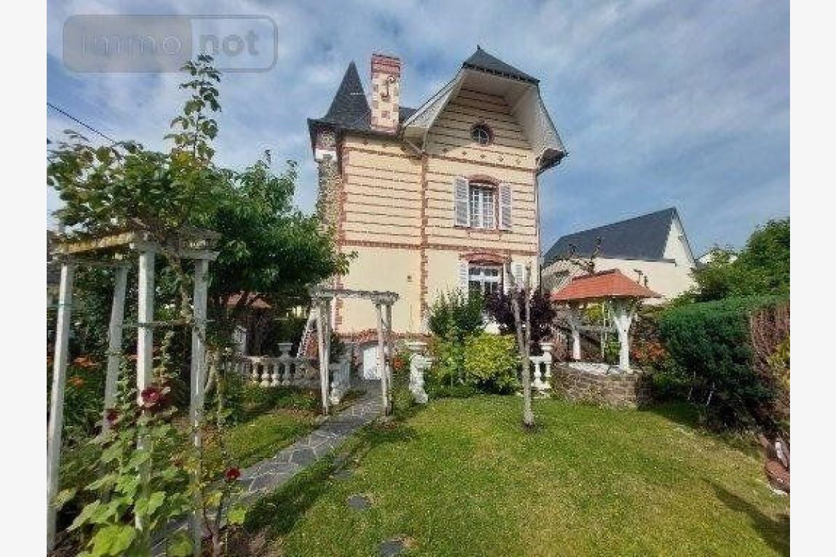 Photo 1 vds maison bourgeoise, à prox. des comm. et plage, cpt au rd