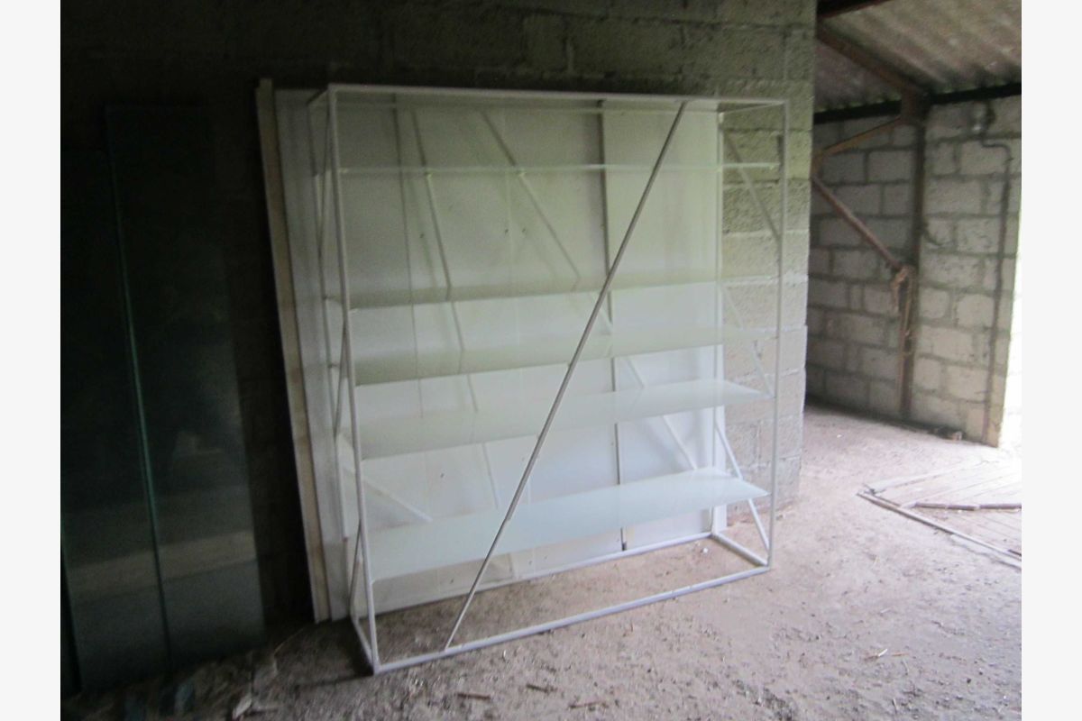 Photo 1 10 vitrines