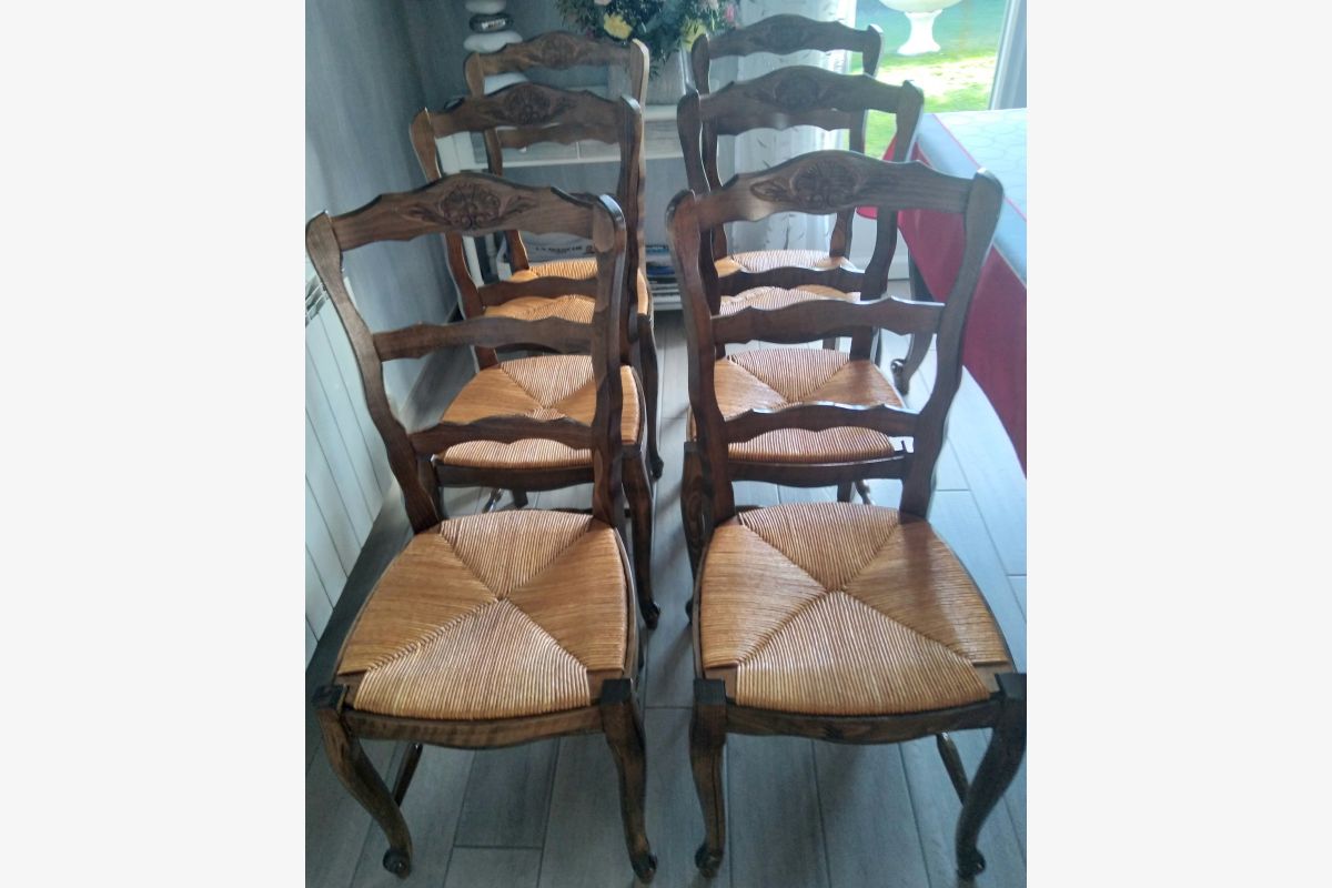 Photo 1 6 chaises