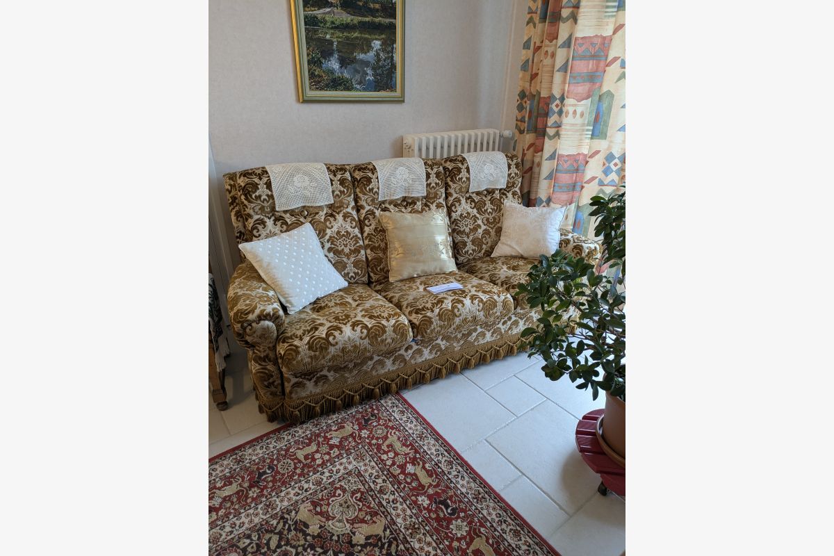 Photo 1 Salon velours de Genes