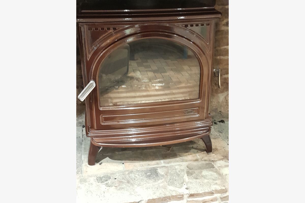 Photo 1 Poêle à bois Godin