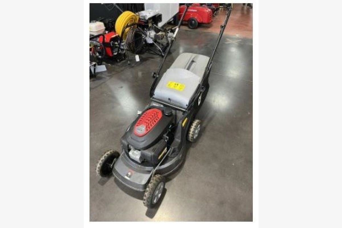 Photo 1 Tondeuse tractée Sentar