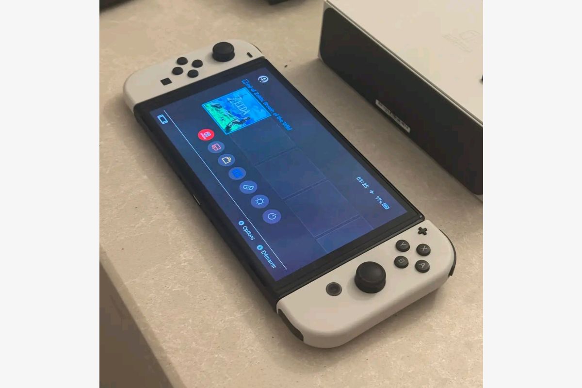 Nintendo Switch Oled  - 172272_c55cf16590ebe5574e4b41e0c8028996.jpg