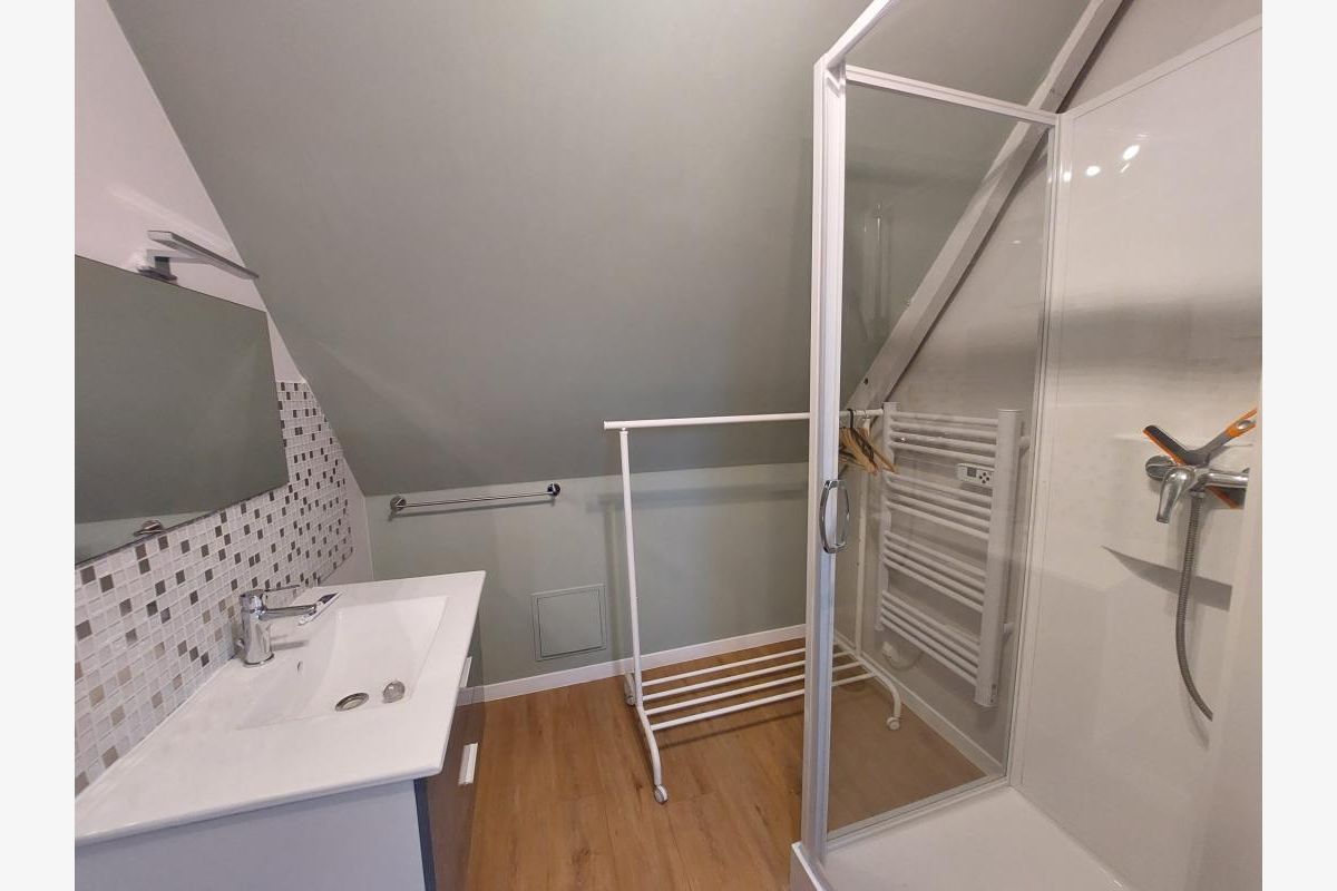 Maison ancienne avec hambre d'hôtes et ses dépendances - 172389_12.jpg