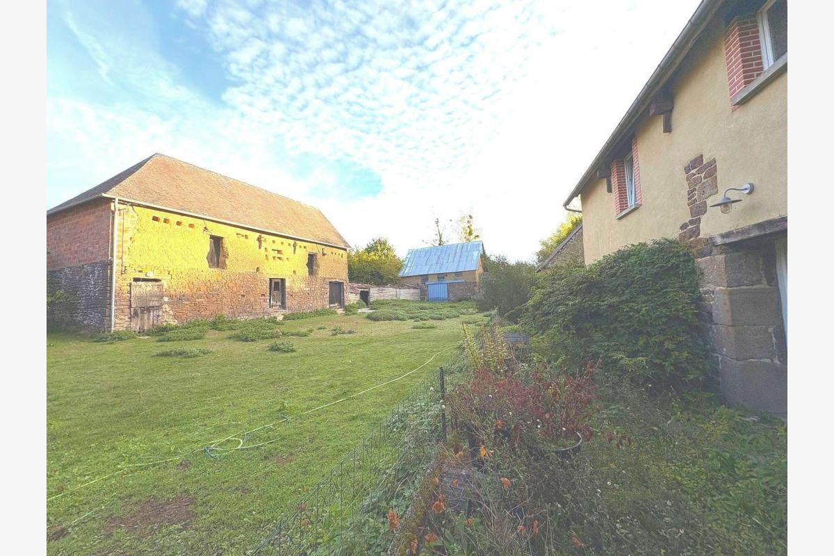 Belle propriété avec ses dépendances sur environ un hectare d - 172389_14.jpg