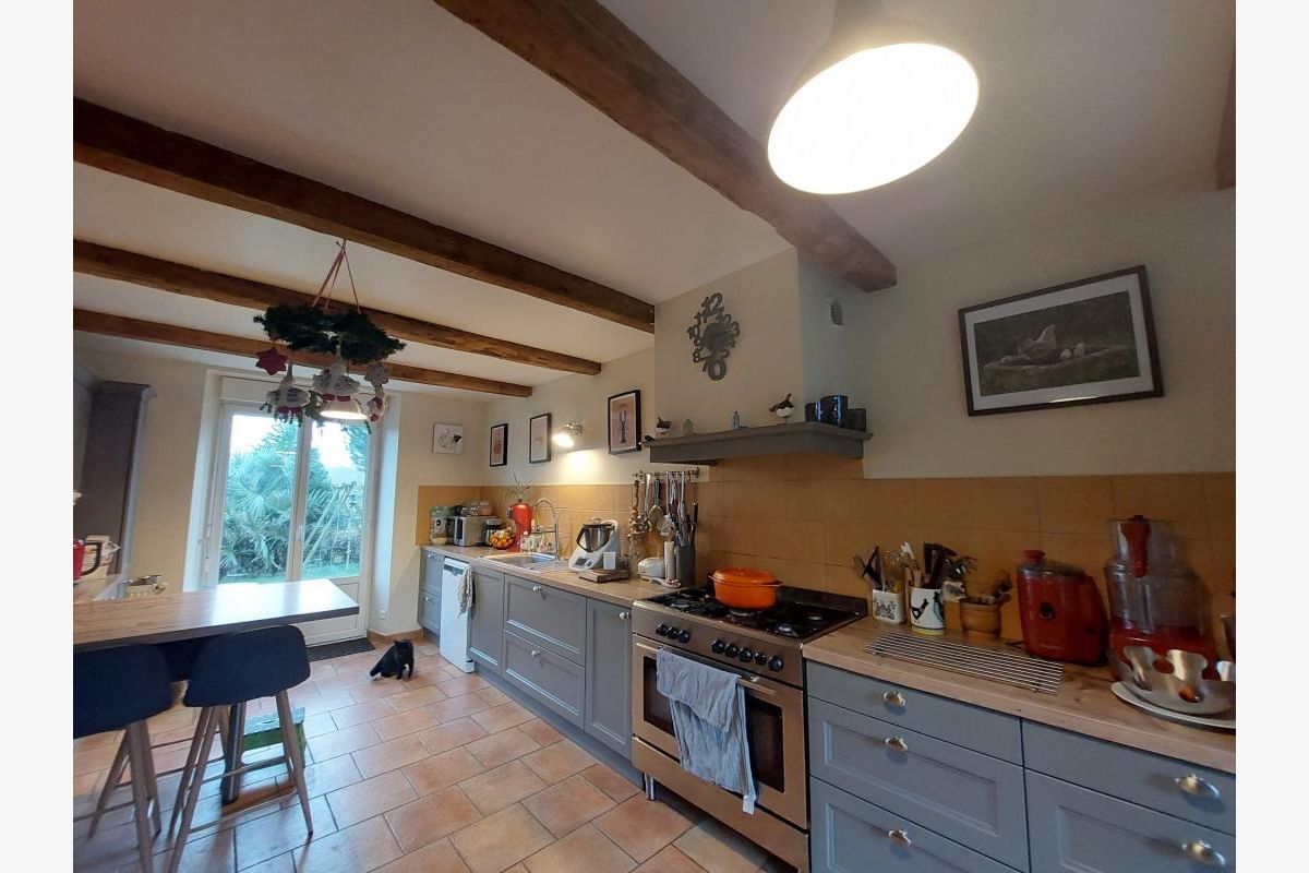 Maison ancienne avec hambre d'hôtes et ses dépendances - 172389_3.jpg