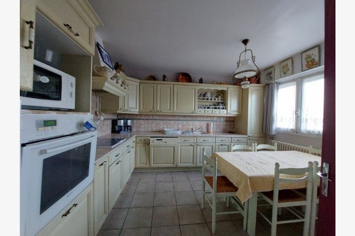 Maison proche écoles - 172390_2.jpg